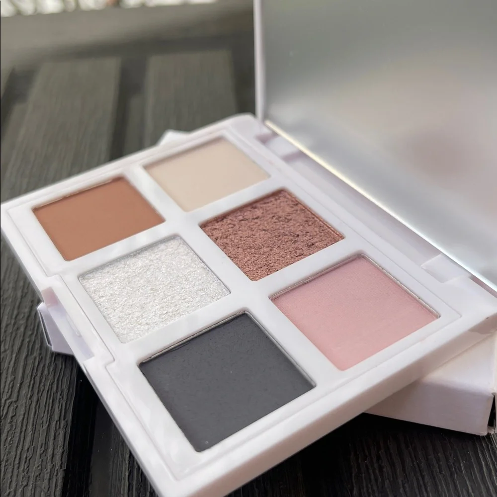 LITHE BEAUTY - Astral Eyeshadow Palette